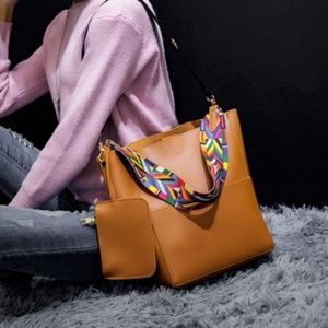 🇺🇸 JE N N A  Shoulder Bag
